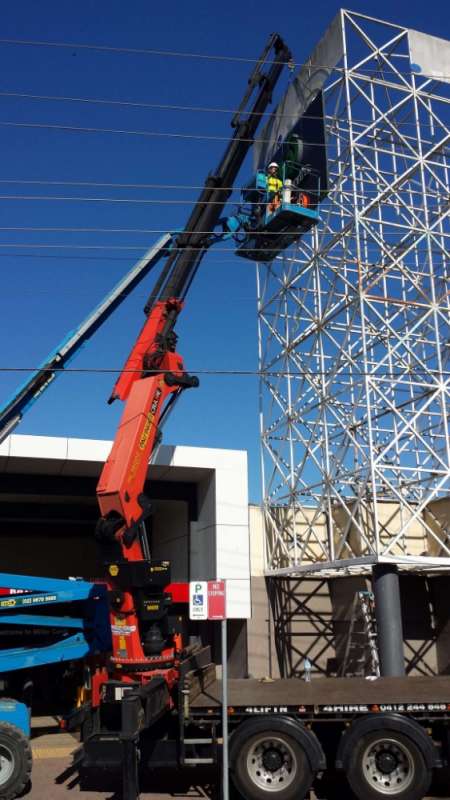 Crane Hire for Construction work - 4LIFTN